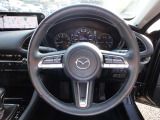 握りやすい大きなハンドルで運転しやすいです♪