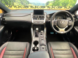 NX 200t Fスポーツ 