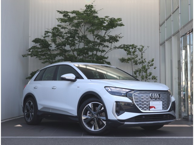 Q4 e-tron40 Sライン