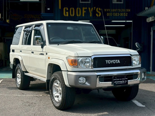 ランドクルーザー70 4.0 4WD 