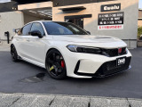 カスタム多数!低走行の「CIVIC TYPE R RACING BLACK Package」です。