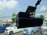 ドライブレコーダー◆万一、事故に遭遇した時など、品質の高い映像と音声で運転の記録をしてくれます。今の時代必需品です☆