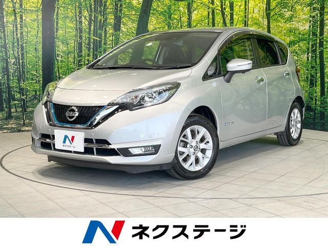 ノート 1.2 e-POWER メダリスト FOUR 4WD 