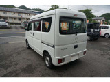 JR長与駅から車で1分のところにございます。近くにはエネオス、セブンイレブン、ピンクの看板のコインランドリーがございます。