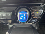 【 シフト 】スムーズなシフトチェンジで快適にお車を操縦していただけます!//