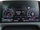 車の全周を捉え表示しますので見通しが悪い場所でも安心です
