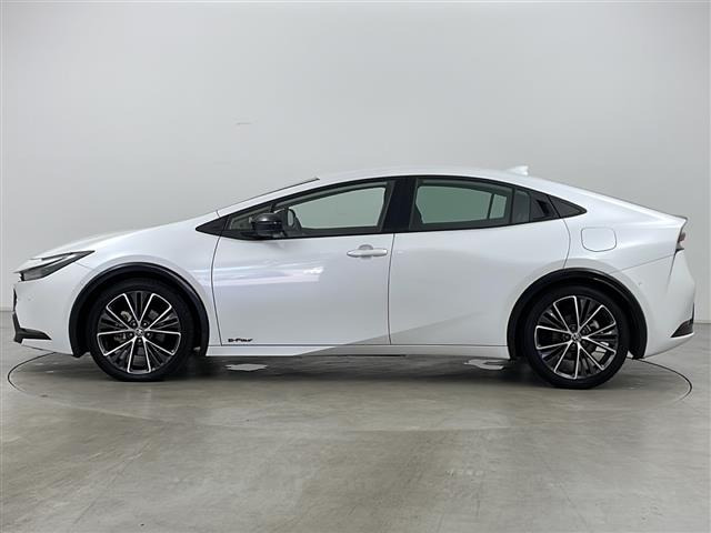 トヨタ プリウス 2.0 Z E-Four 4WD 本革シート の中古車詳細