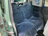 未使用車ですのでキレイなリアシートです