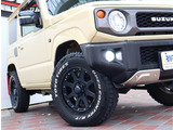 【車屋】として、長く車業界に従事した経験豊富なスタッフが多数在籍しております。