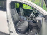 運転席シート廻りは使用感も少なく、良好な状態となっています。丁寧に使われていたことがよくわかりますね。