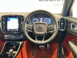 XC40 T4 AWD Rデザイン 4WD 本革シート