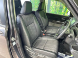 運転席シート廻りは使用感も少なく、良好な状態となっています。丁寧に使われていたことがよくわかりますね。