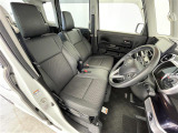 【4人乗り】座り心地が良いシートなので長時間の運転でも快適にお過ごしいただけます。新品のフロアマットのご注文も可能です。掲載箇所以外にご希望の写真がございましたらお気軽にお問い合わせ下さい。