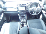 リーフ X Vセレクション 90周年記念車 