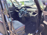 それぞれの分野のプロがお車の悩みや疑問に親身になって対応させていただきます。