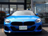 BMW在庫保有台数常時100台以上!ご来店の際はBMW本店(厚木市下荻野140-1)にご来店ください!弊社自慢の全天候型ショールーム!BMW在庫保有台数常時100台以上ございます!
