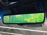 【デジタルインナーミラー】後席の大きな荷物や同乗者で後方が確認しづらい時でも安心!カメラが撮影した車両後方の映像をルームミラー内に表示。クリアな視界で状況の確認が可能です!