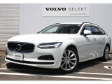 V90 B5 Momentumが入荷いたしました。ぜひ実車をボルボ・カー三鷹でご覧くださいませ。