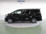 トヨタ車に限らず、他メーカーのU-Carもあり豊富な車種ラインナップを取り揃えております。