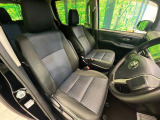 【問合せ:0776-53-4907】運転席シート廻りは使用感も少なく、良好な状態となっています。前オーナー様が丁寧に使っていたことがよくわかりますね。