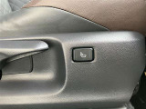 運転席ランバーサポート装備