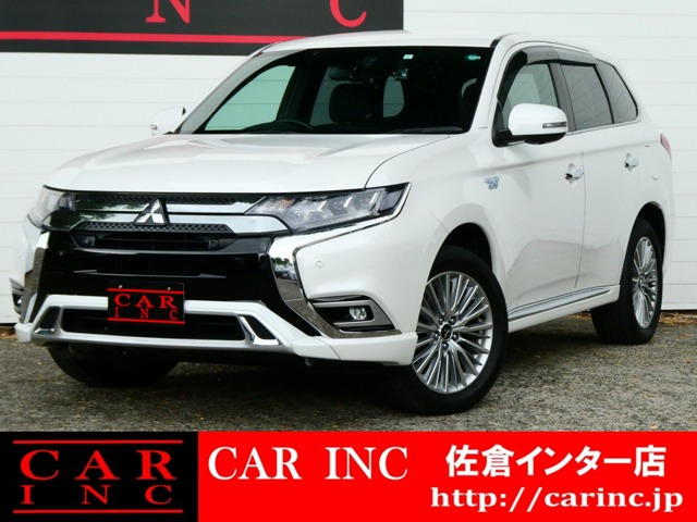 アウトランダーPHEV 2.4 G プレミアムパッケージ 4WD パワーバックドア 4WD パワーシ...