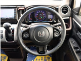 入庫時・販売時・納車前に、弊社基準の68項目に及ぶ点検整備を実施しております。