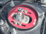 【ブリッツDampers】車高が低くなり、スタイリッシュな見た目となっております。車両の重心が下がる事で、走行時の安定性も向上します♪