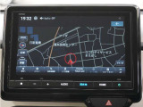 8インチインターナビ(VXM-245ZFEi)&バックカメラが装備されているので、普段の使い勝手もロングドライブも快適です。