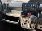 【グローブボックス】現在では車検証入れなどとして活用されることが多いですよ☆
