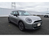 MINI認定中古車 全国の正規ディーラーにて保証修理が受けられます。