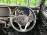 【ステアリングスイッチ】運転中、前方から目線をそらすことなく、オーディオ等の操作が可能な便利機能!安心&快適なドライブを演出してくれます♪