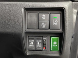 気になる車はすぐにお問い合わせください!画面右側の0066から始まる無料ダイヤルからお問い合わせ下さい!専門スタッフがお車のご質問にお答えいたします!