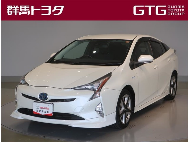 プリウス1.8 A ツーリングセレクション E-Four 4WD
