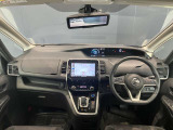 セレナ 1.2 e-POWER ハイウェイスター V 