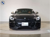 【キドニーグリル】BMWは約90年もの間、ほぼ全ての車両にひと目でBMWだと分かるこの特徴的なフロントグリルが備えられ、デザイン・アイコンとして親しまれてきました。