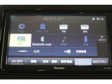 CDDVD、SD、AMFMラジオ、TV、BT、iPod、USB