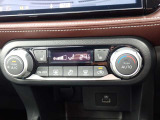 フルオートエアコンで車内はいつも快適です♪