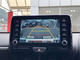 バックガイドモニターで、後方を確認しながら安心して駐車することができます。運転初心者も熟練者も必須の機能ですよ!