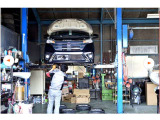 当店の車輌をご覧いただき、ありがとうございます。福岡県最大級!軽自動車専門店♪オールメーカーの軽自動車を常時約200台展示しております!お探しの車がきっと見つかります!!
