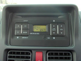 FM/AMラジオ付CDプレイヤーを装備しています☆