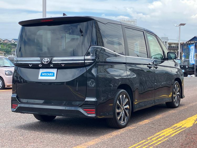 ビーグル様売約済み トヨタ ヴォクシー 2.0 S-Z の中古車詳細 (26,750km, グリッター