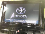 【純正9型ナビ】人気の純正ナビを装備しております。ナビの使いやすさはもちろん、オーディオ機能も充実!キャンプや旅行はもちろん、通勤や買い物など普段のドライブも楽しくなるはず♪