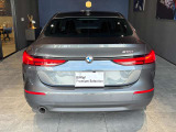 また、BMW正規認定中古車は、エマージェンシーサービスが自動付帯。24時間365日、皆様のカーライフをサポート致します。確かな安心のうえで、「駆けぬける歓び」をご堪能ください。
