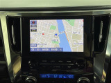 【純正9型ディスプレイオーディオ】スマホに接続すれば「Apple CarPlay」または「Android Auto」から、アプリのナビや電話・メッセージ・音楽などが利用できます!