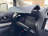 収納スペースがたくさんあるので、車内をきれいに保つことができます♪