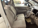 フィット性も良く、楽な運転姿勢を保てます。
