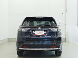 TOYOTA認定中古車とは 【1】まるごとクリーニング【2】車両検査証明書【3】ロングラン保証 この『3つの安心』をセットにした中古車のブランドになります。