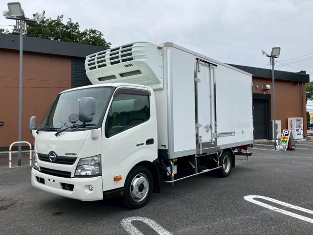 デュトロ  2t積・冷凍冷蔵・‐32℃設定・ロング