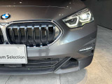 サービスにはドイツ本国と同様に教育と訓練を受け、BMWを知り尽くした「マイスターメカニック」が数多く在籍しております。納車前点検整備で、お客様に安心と安全をお届けいたします。